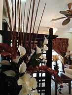 Aini's Guest House In Vista Amani Condo