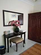 Aini's Guest House In Vista Amani Condo