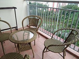 Aini's Guest House In Vista Amani Condo