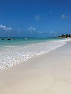 Mango Beach house