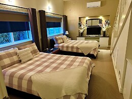 Austral Place 88 via Merri River