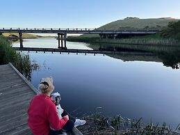 Austral Place 88 via Merri River