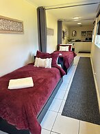 Austral Place 88 via Merri River