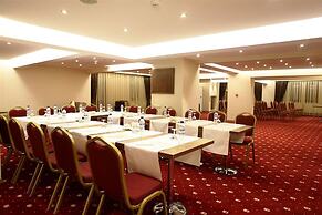 Sarr Tac Mahal Hotel