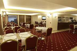 Sarr Tac Mahal Hotel