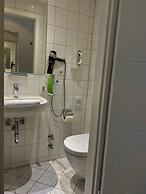 sevenDays Hotel BoardingHouse