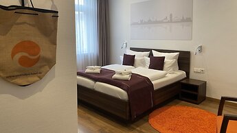 sevenDays Hotel BoardingHouse