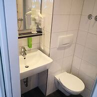 sevenDays Hotel BoardingHouse