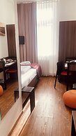 sevenDays Hotel BoardingHouse