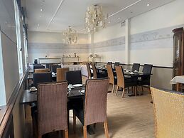 sevenDays Hotel BoardingHouse