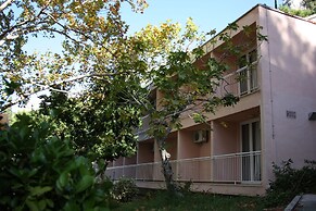 Tourist Settlement Brzet