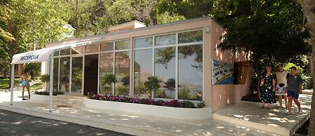 Tourist Settlement Brzet