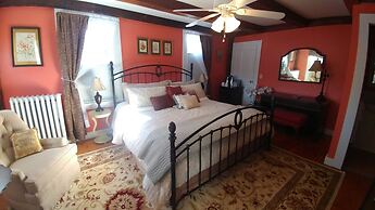 2 River Road Inn & Cottages