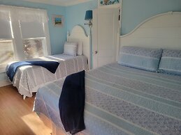 2 River Road Inn & Cottages