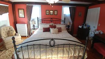 2 River Road Inn & Cottages