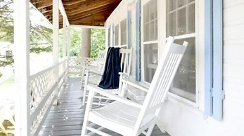 2 River Road Inn & Cottages