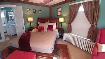 2 River Road Inn & Cottages