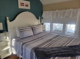 2 River Road Inn & Cottages