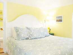 2 River Road Inn & Cottages