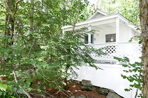 2 River Road Inn & Cottages
