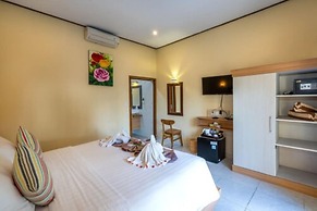 Bali Nusa Cottage