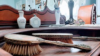 Colonial Beach Plaza Bed & Breakfast