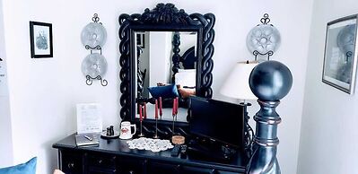 Colonial Beach Plaza Bed & Breakfast