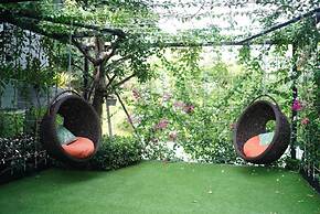 Wisdom Hotel & Residence