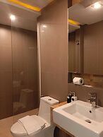 Wisdom Hotel & Residence