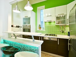 Apartment Green Wall