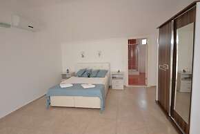 Sea Heaven Legend Apartments