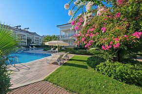 Sea Heaven Legend Apartments