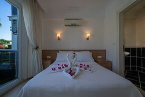 Sea Heaven Legend Apartments