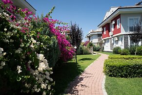 Sea Heaven Legend Apartments