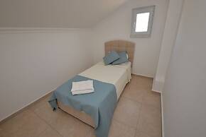 Sea Heaven Legend Apartments