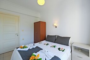 Sea Heaven Legend Apartments