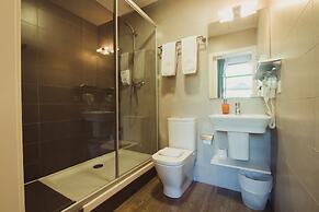 Hostal Live Barcelona