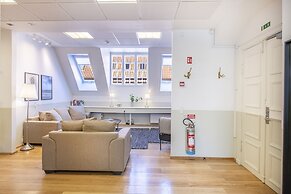 Kings Garden 1 by Daniel&Jacob’s