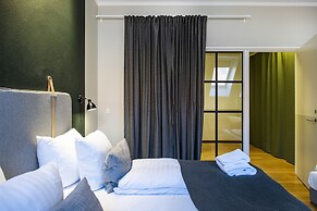 Kings Garden 1 by Daniel&Jacob’s