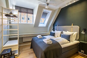 Kings Garden 1 by Daniel&Jacob’s