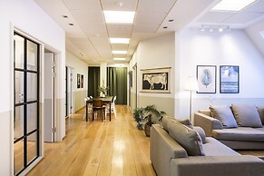 Kings Garden 1 by Daniel&Jacob’s