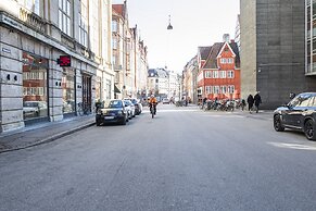 Kings Garden 1 by Daniel&Jacob’s