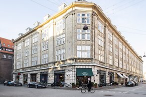 Kings Garden 2 by Daniel&Jacob’s