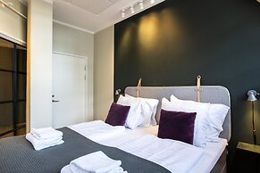 Kings Garden 2 by Daniel&Jacob’s