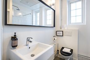 Kings Garden 2 by Daniel&Jacob’s