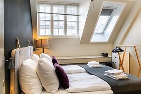 Kings Garden 2 by Daniel&Jacob’s