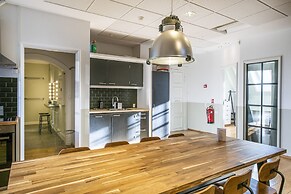 Kings Garden 2 by Daniel&Jacob’s