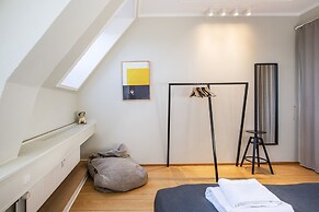 Kings Garden 2 by Daniel&Jacob’s