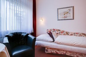 INA Hotel Consul