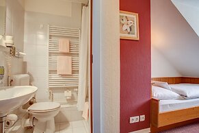 INA Hotel Consul